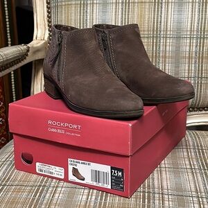 Rockport Cobb Hill Oliana Ankle Boot in Stone (Taupe Brown) Nubuck Leather